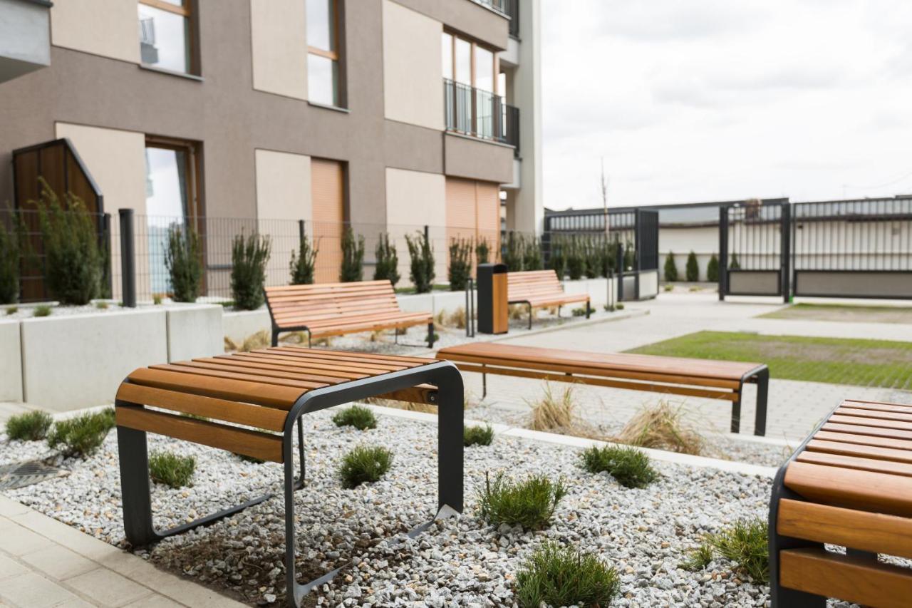 Luksusowy Apartament Przy Targach Познан Екстериор снимка