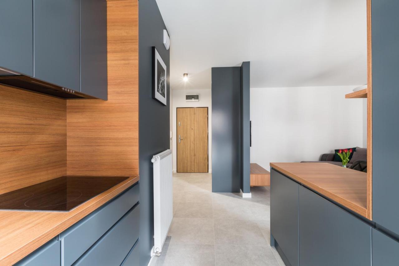 Luksusowy Apartament Przy Targach Познан Екстериор снимка
